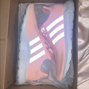 Adidas Swift run reflective size 6 in jrs
